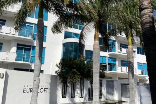 Se alquila lindo, Apartamento amueblado en San Rafael de Escazú.