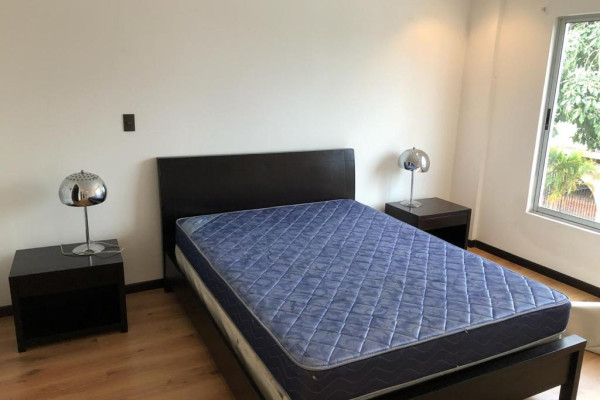 Se Alquila Lindo Apartamento en La Uruca.