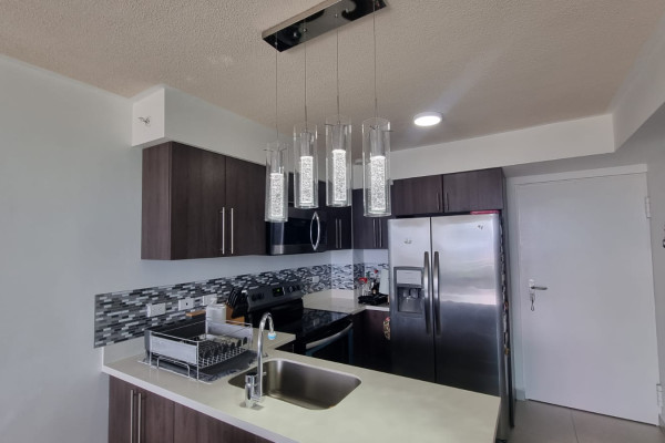 Se Alquila Apartamento En San Pablo.