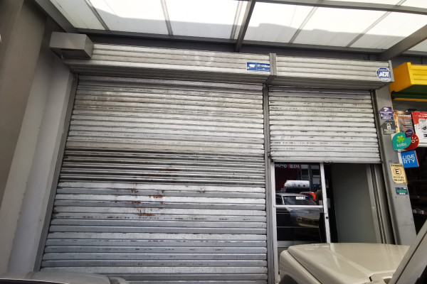SE ALQUILA LOCAL COMERCIAL EN ROHRMOSER.-8