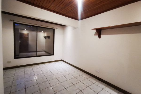 Se Vende Propiedad Para Desarrollo De Apartamentos En La Uruca.
