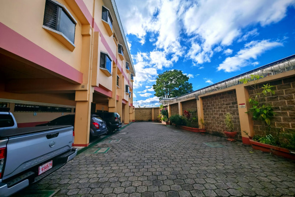 Alquiler de apartamento en Rohrmoser. Amoblado-4